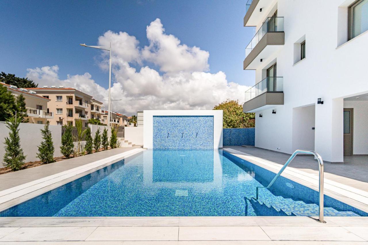 Adolina Apartments By Ezoria Villas Paphos Esterno foto