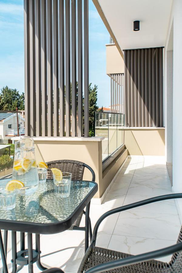 Adolina Apartments By Ezoria Villas Paphos Esterno foto
